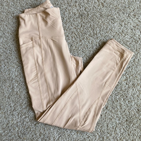 TILYOUCOLLAPSE Heart Booty Leggings - Picture 4 of 4